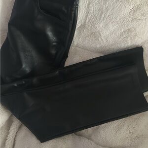 Aritzia Black Straight Leg Jeans